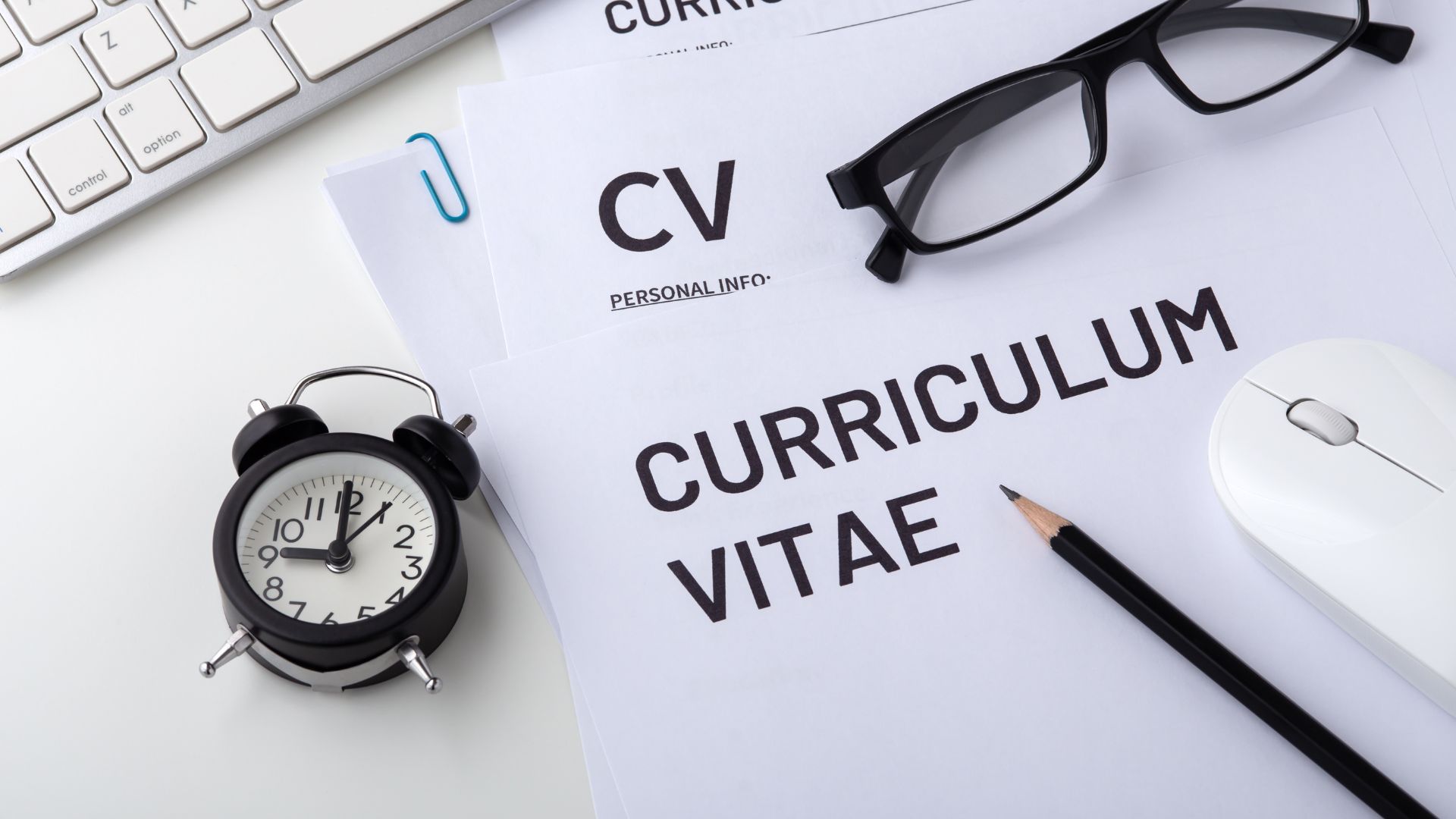 Advanced CV Writing Strategies for Mid to Senior-Level Maritime Professionals